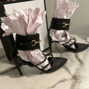 Gucci Horse bit leather t-strap heels